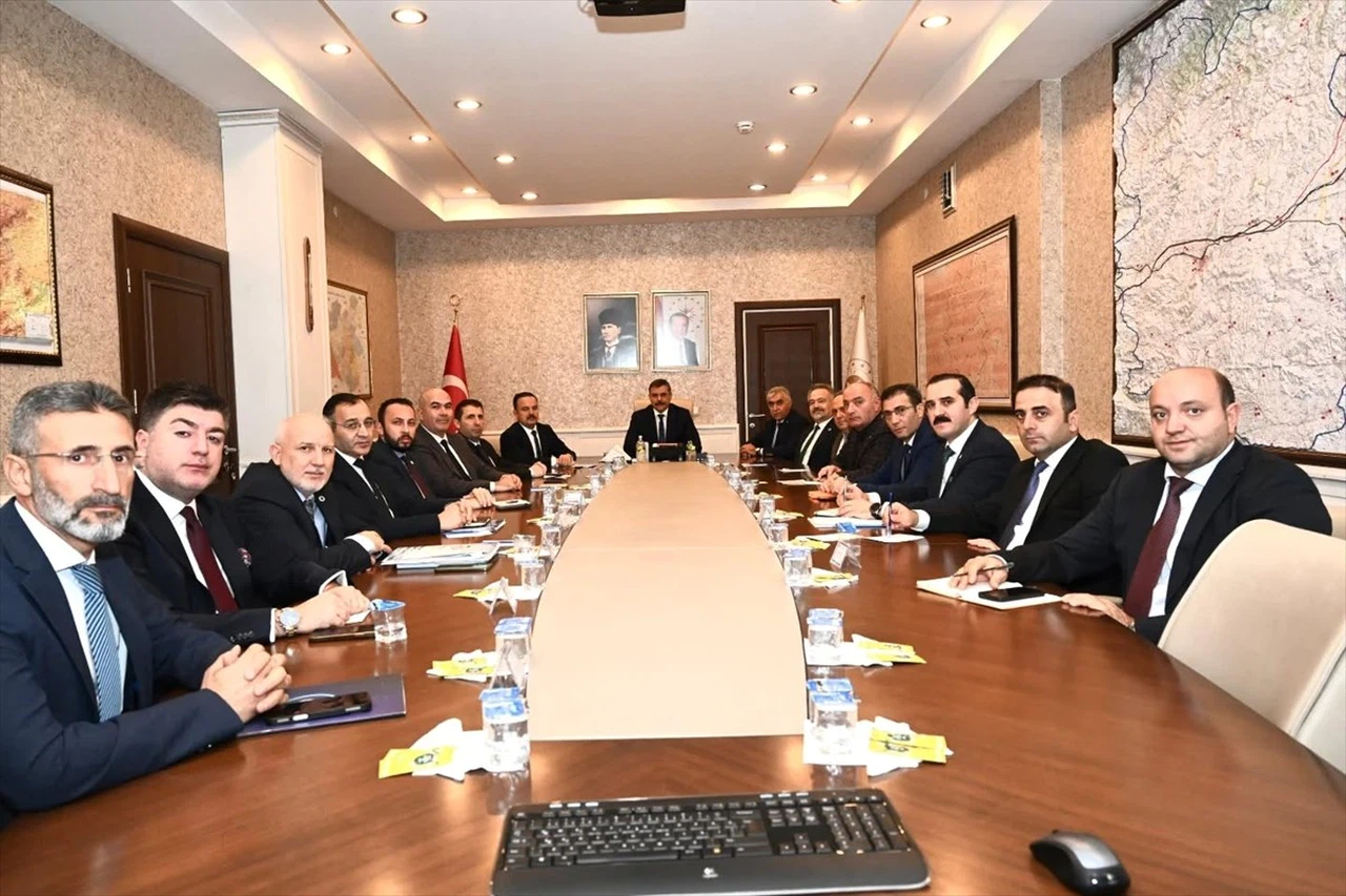 Erzurum'da Model Fabrika Projesi Toplantısı Yapıldı