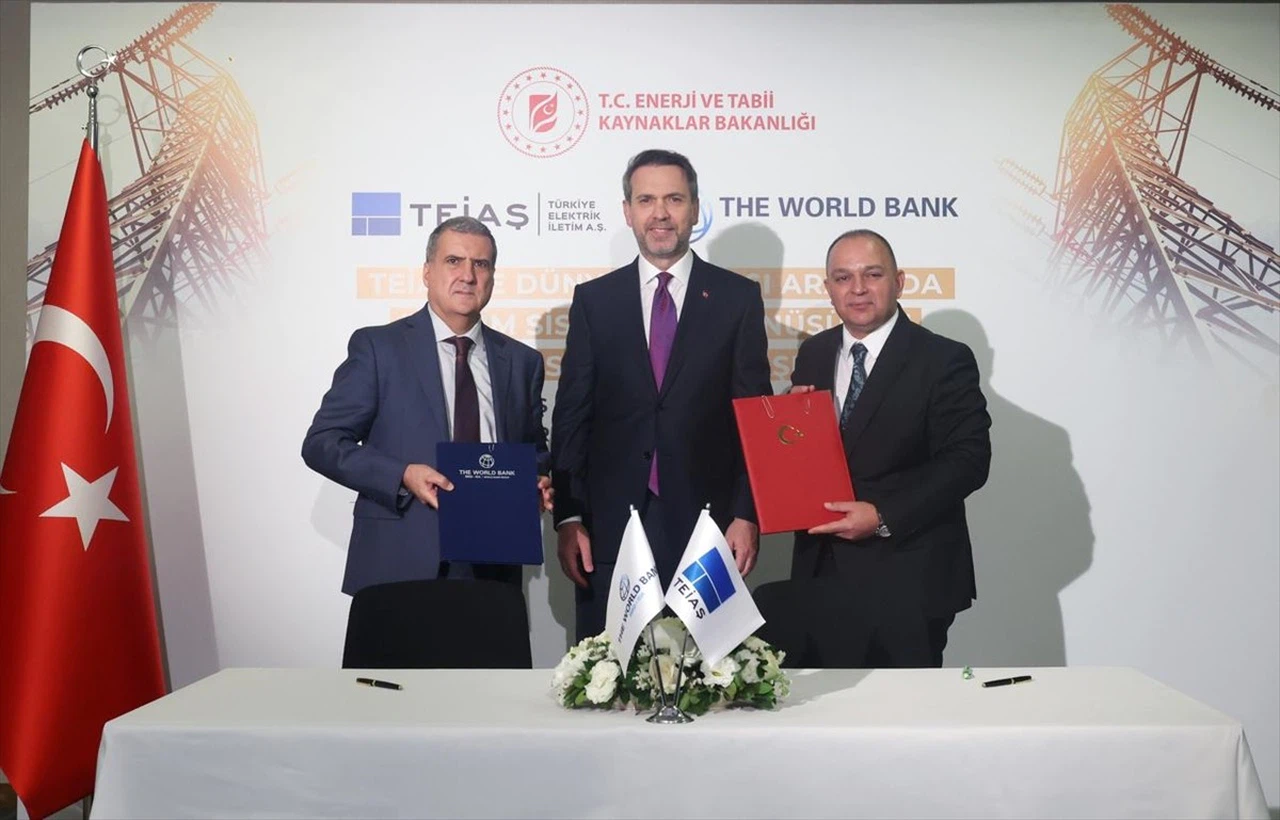 TEİAŞ ve Dünya Bankası Arasında 750 Milyon Dolarlık Anlaşma