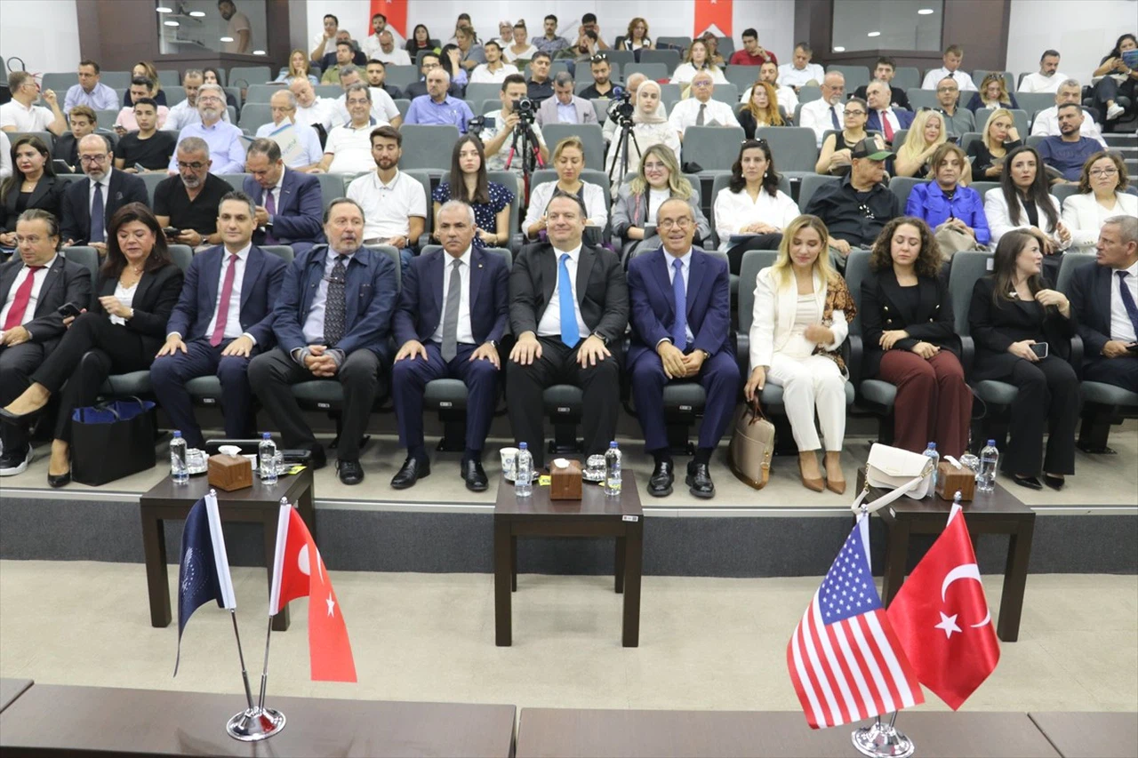 Adana'da Türkiye-ABD Yatırım Fırsatları Toplantısı