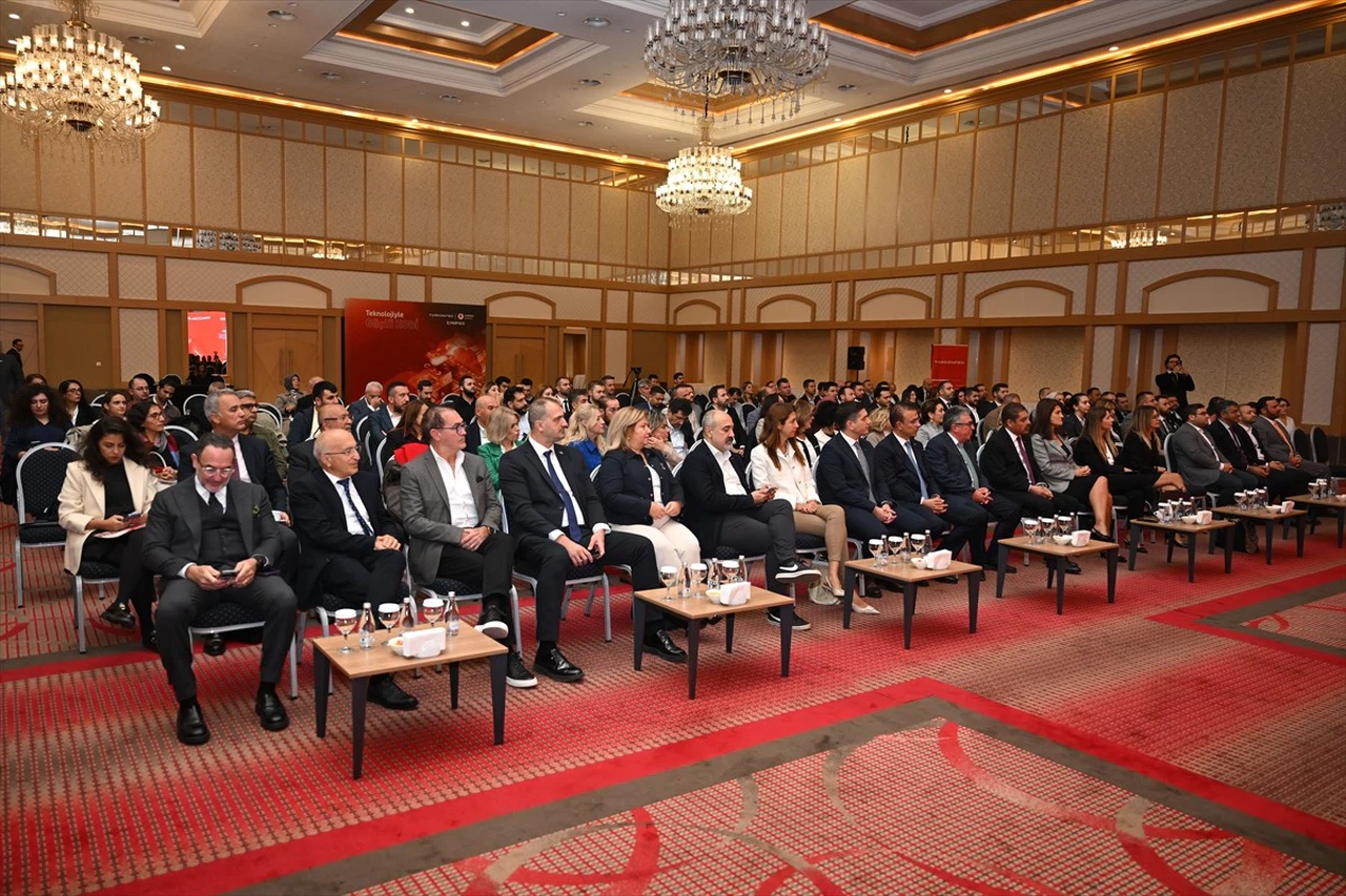 Ankara'da 'Teknolojiyle Güçlü KOBİ' Etkinliği Yapıldı