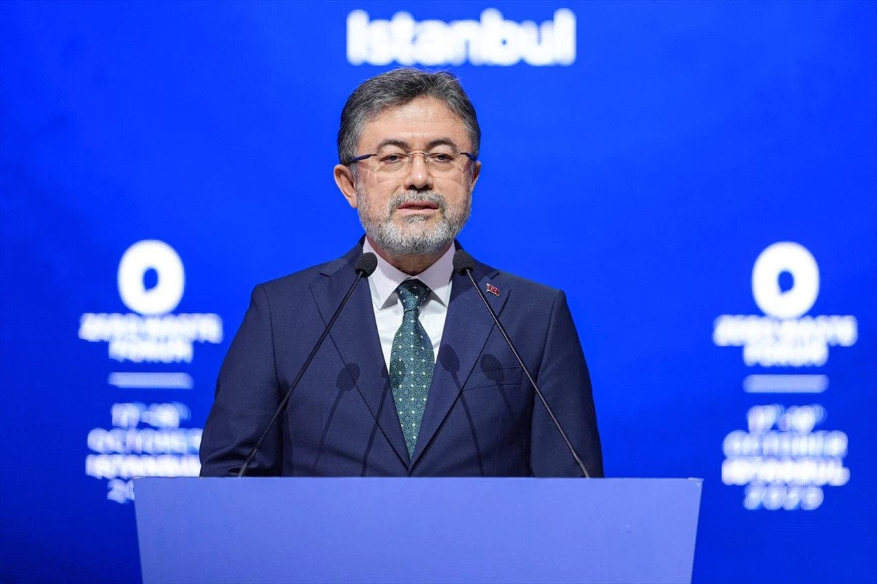 Tarım ve Orman Bakanı Yumaklı, Sıfır Atık Forumu'nda Gıda Erişimine Dikkat Çekti