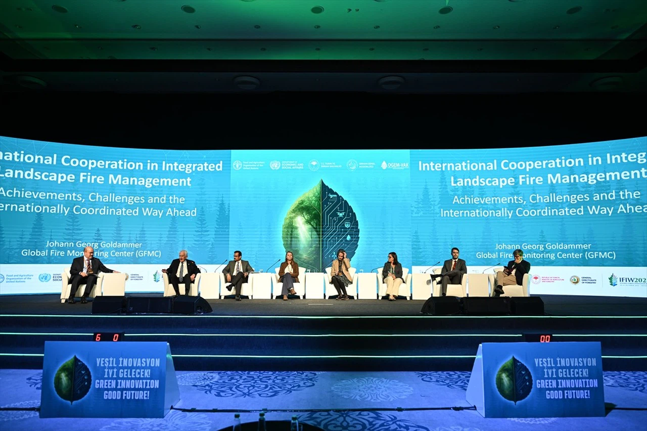 İstanbul'da Orman İnovasyon Haftası: Orman Yangınları ile Mücadele Yöntemleri