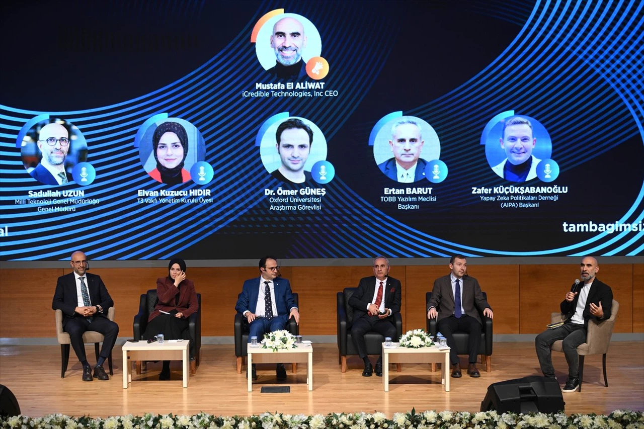 Yapay Zeka Zirvesi 2025: Sektör Temsilcileri Geleceği Konuştu