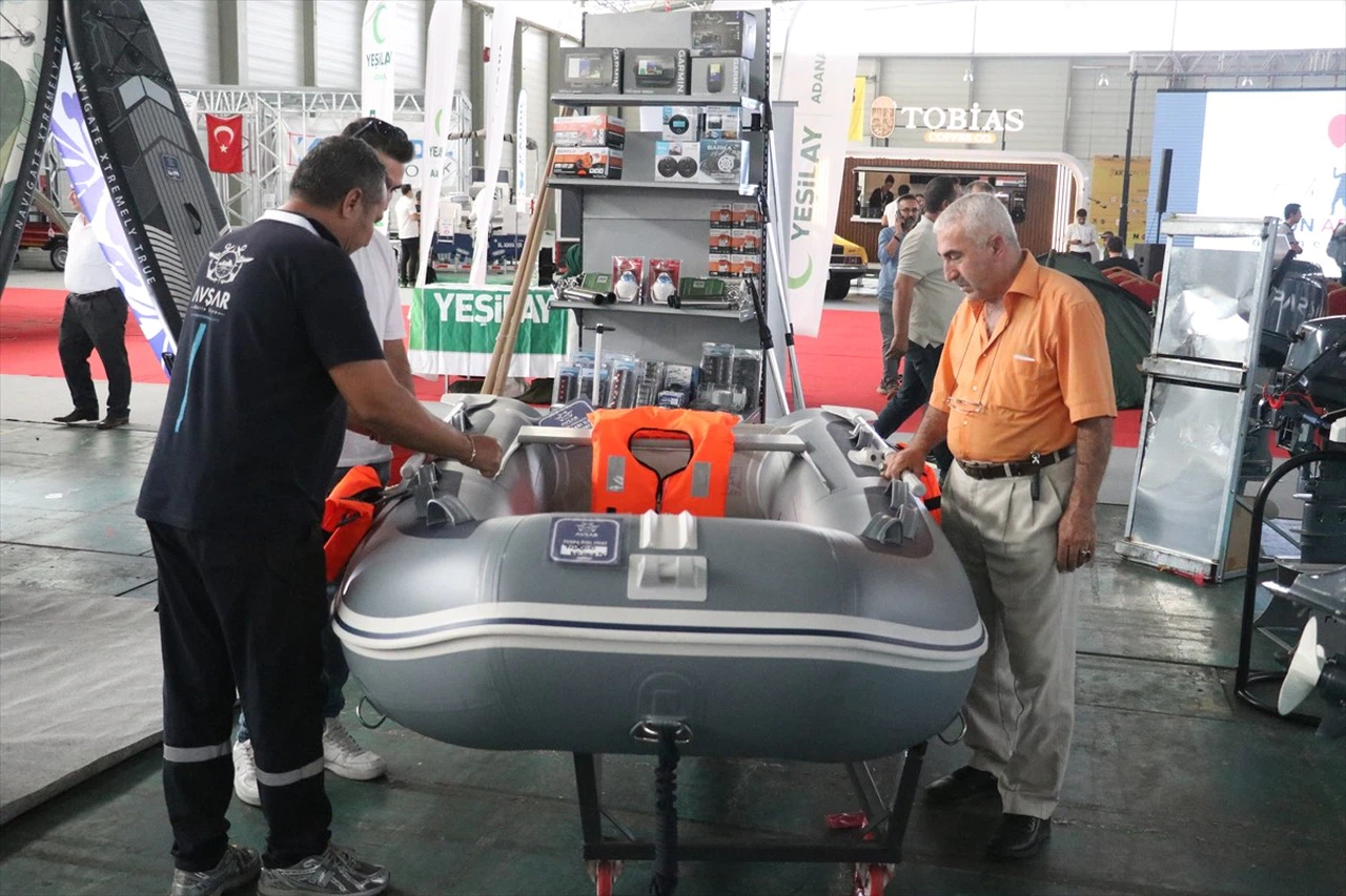 Adana'da 2. Kamp, Karavan ve Tiny House Fuarı Açıldı