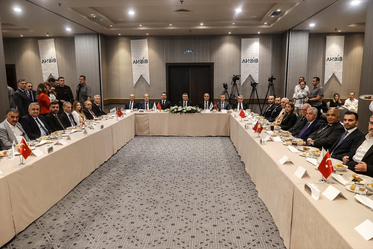 Akdeniz'de İhracatın En İyileri Ödüllendirildi