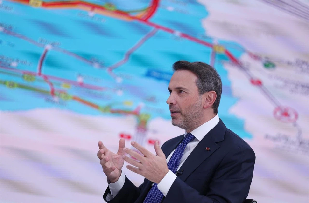 Diyarbakır'da 24 Sondaj ve Nadir Toprak Elementleri Açıklamaları