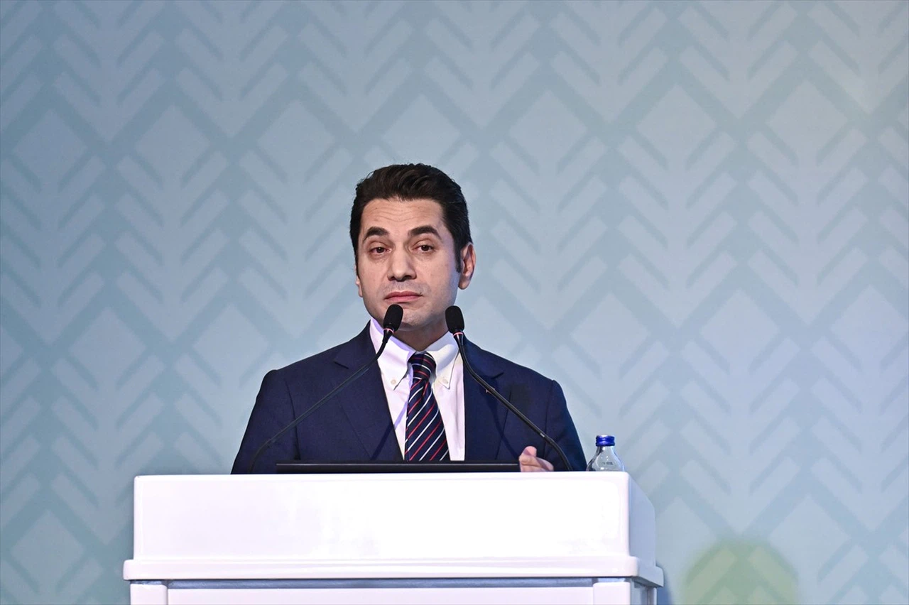 Polat'tan Verona Forumu'nda Dijital Yatırımlar Üzerine Değerlendirmeler