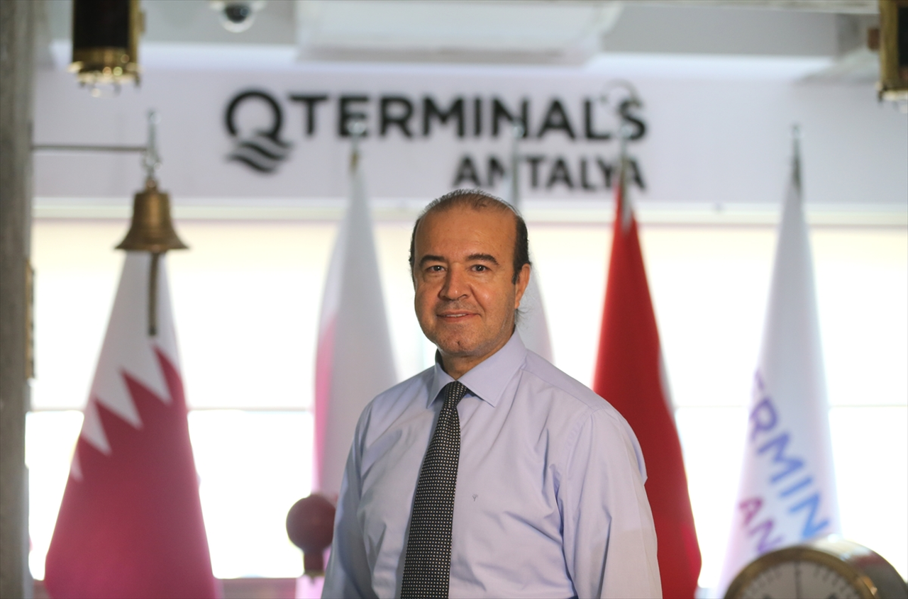 Antalya Limanı 9 ayda 12 kruvaziyerle gelen 10 bin turisti ağırladı