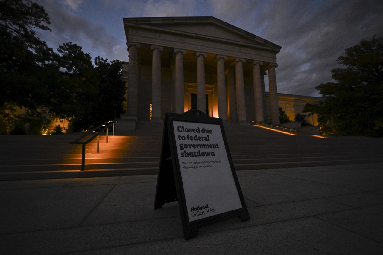 Bütçe anlaşmazlığının sürdüğü ABD'de hükümet hala kapalı