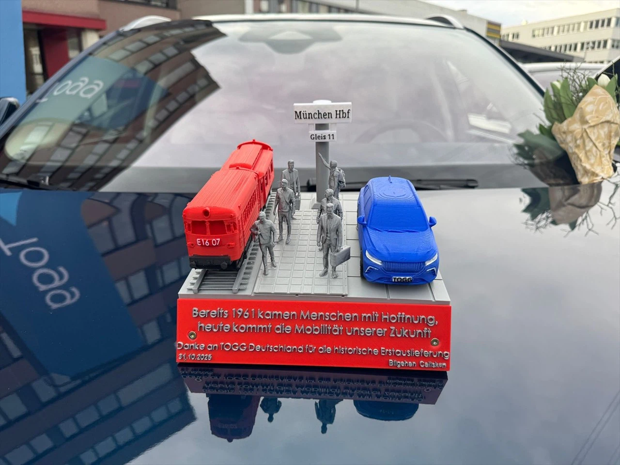 TOGG'un Almanya'daki İlk Teslimatı: 1961 Göçüne Vurgu