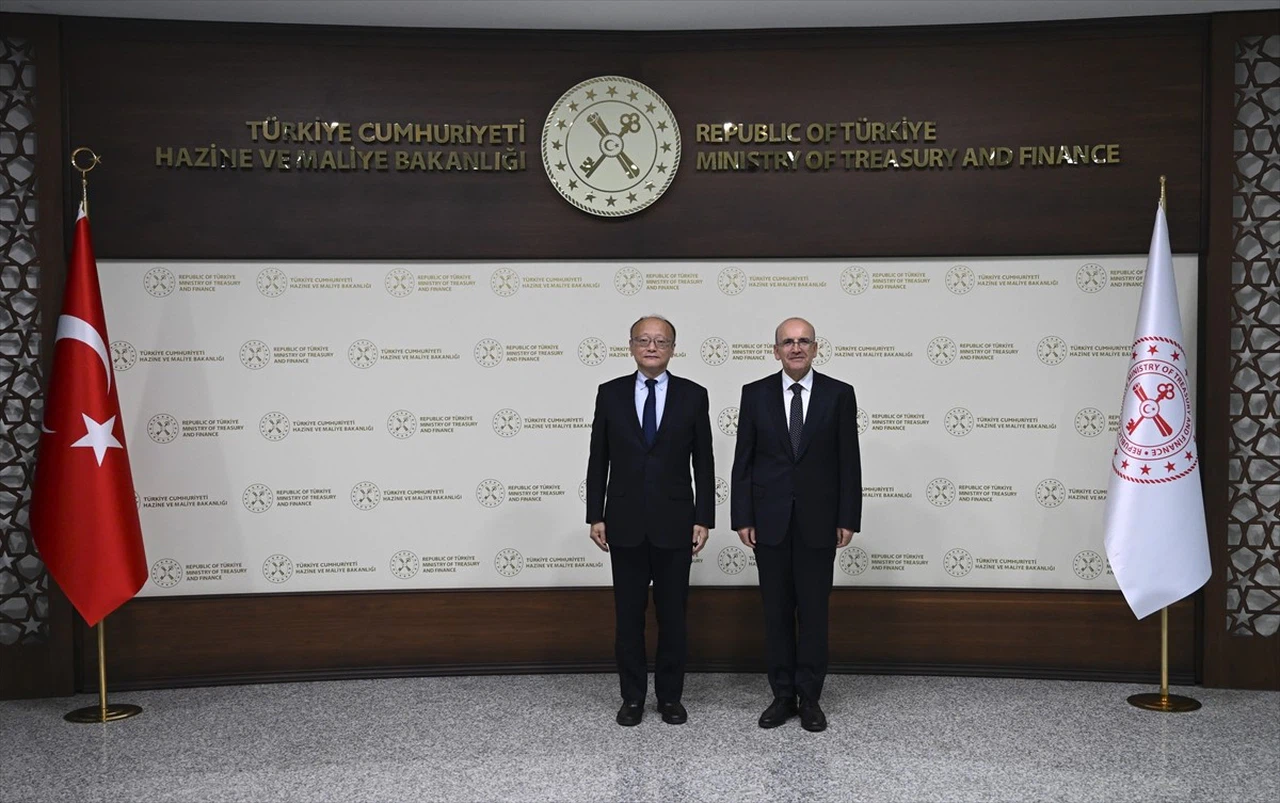 Asya Kalkınma Bankası'ndan Türkiye'ye 7 Milyar Dolar Finansman Desteği