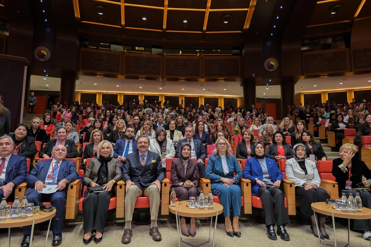 Türkiye'nin Girişimci Kadın Gücü Yarışması'nda Ödüller Sahiplerini Buldu