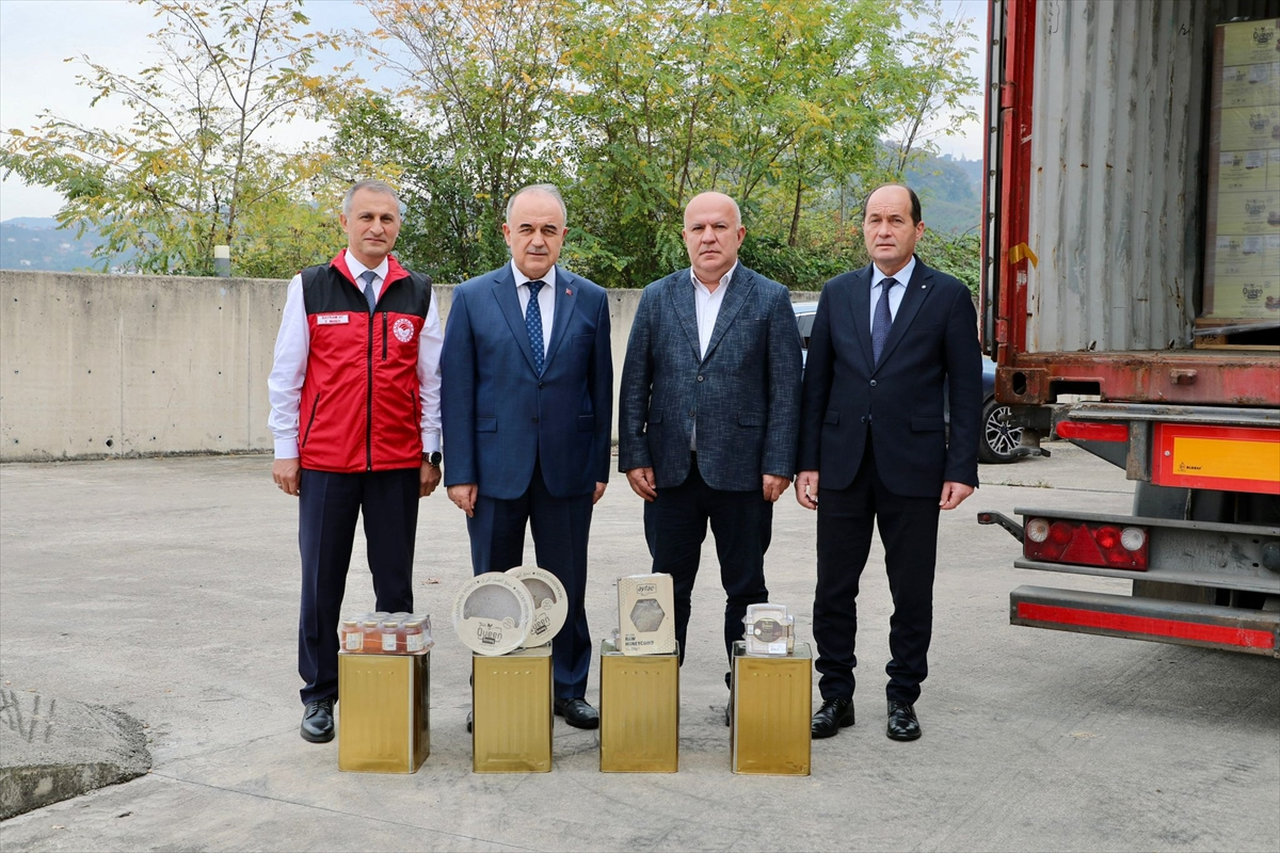 Ordu'dan İngiltere'ye 8,8 ton bal ihraç edildi