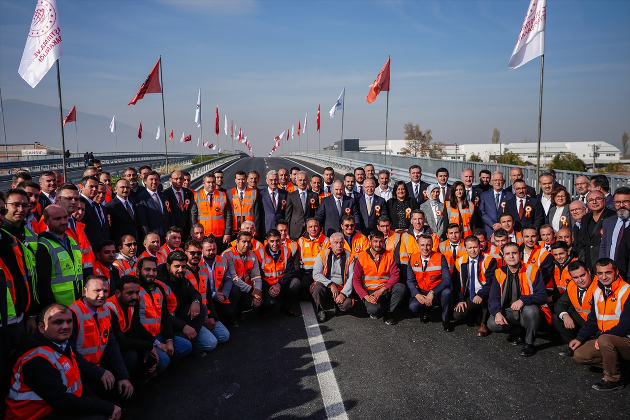 Bakan Uraloğlu, Bursa'da İnegöl Giriş Kavşağı açılış töreninde konuştu