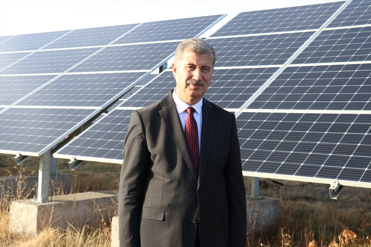 Ağrı İbrahim Çeçen Üniversitesi tamamen güneş enerjisiyle aydınlanacak
