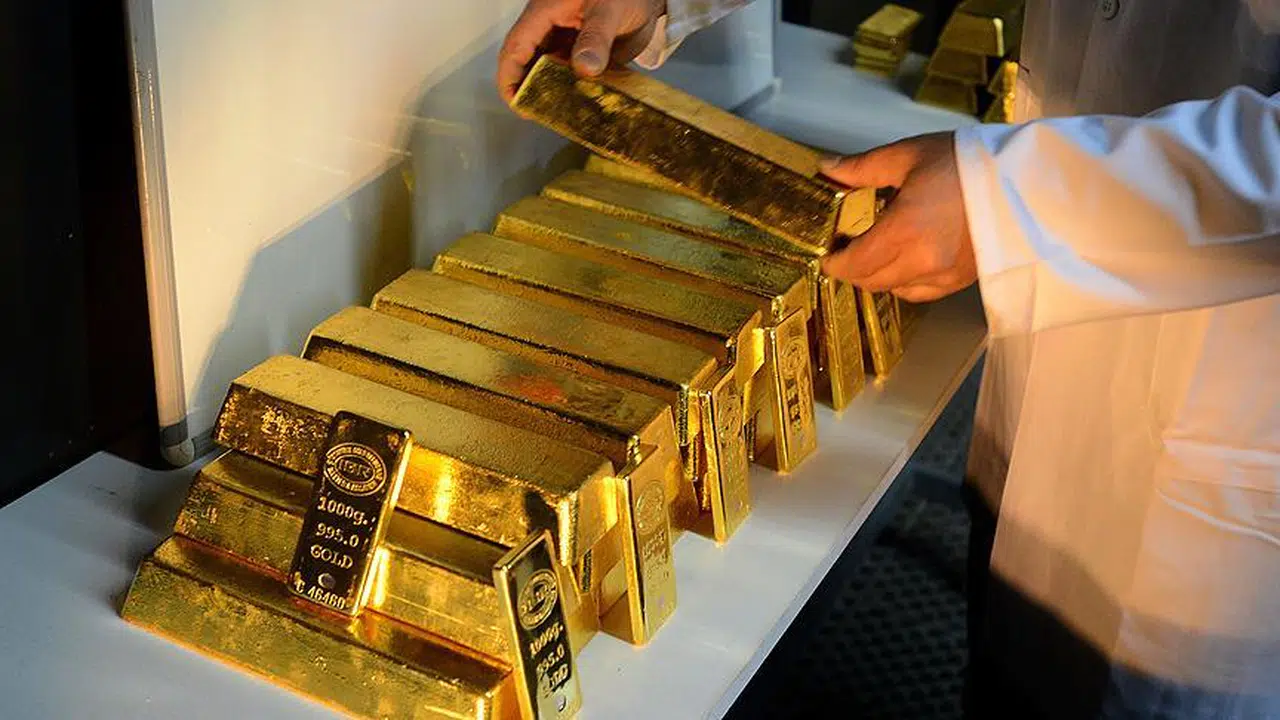 Altın güne yükselişle başladı