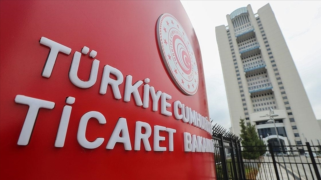 Ticaret Bakanlığı 10 ayda 31,6 milyon ürün denetledi, 2,4 milyar lira ceza kesti