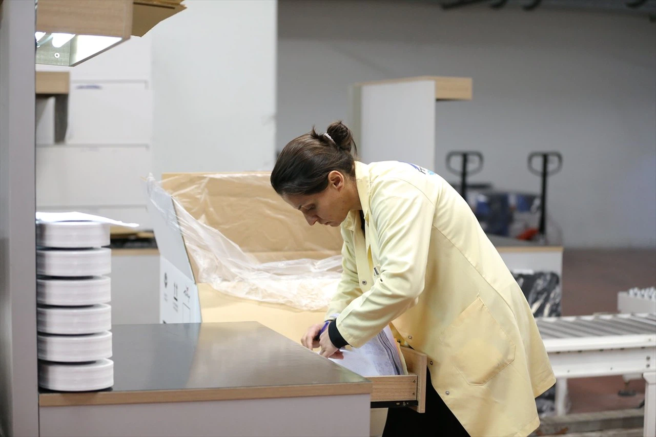 Niğde'de Yeni Likra Üretim Tesisinin İlk Fazı Tamamlandı