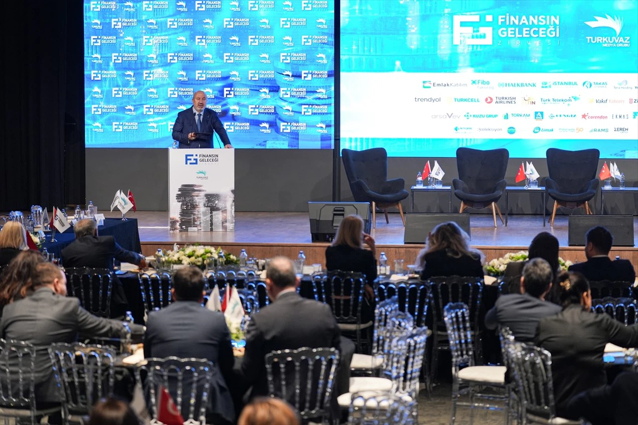 5. Finansın Geleceği Zirvesi: Katılım ve Kalkınma Bankacılığı Üzerine Unutulmaz Tartışmalar