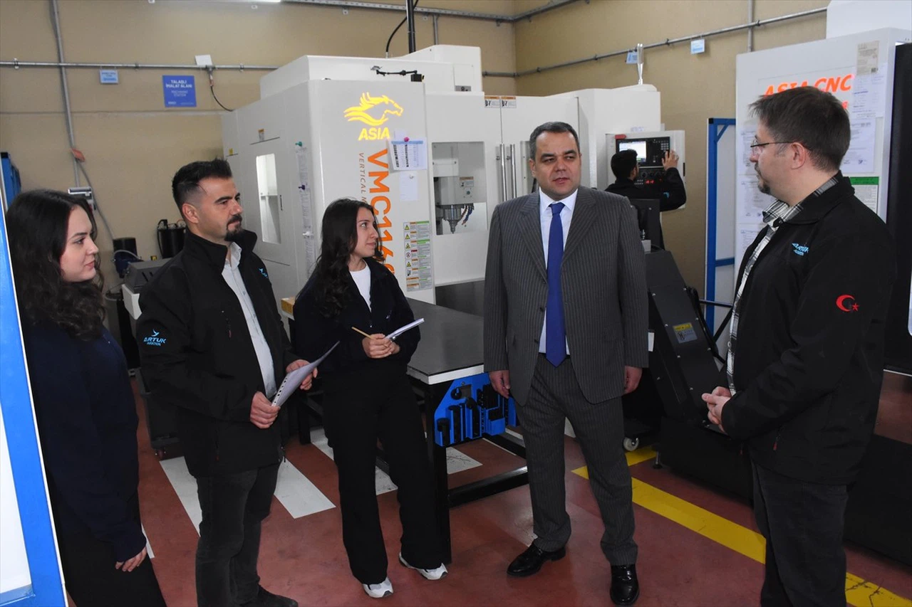 Afyonkarahisar'dan Titanyum İmplant İhracatı Başladı