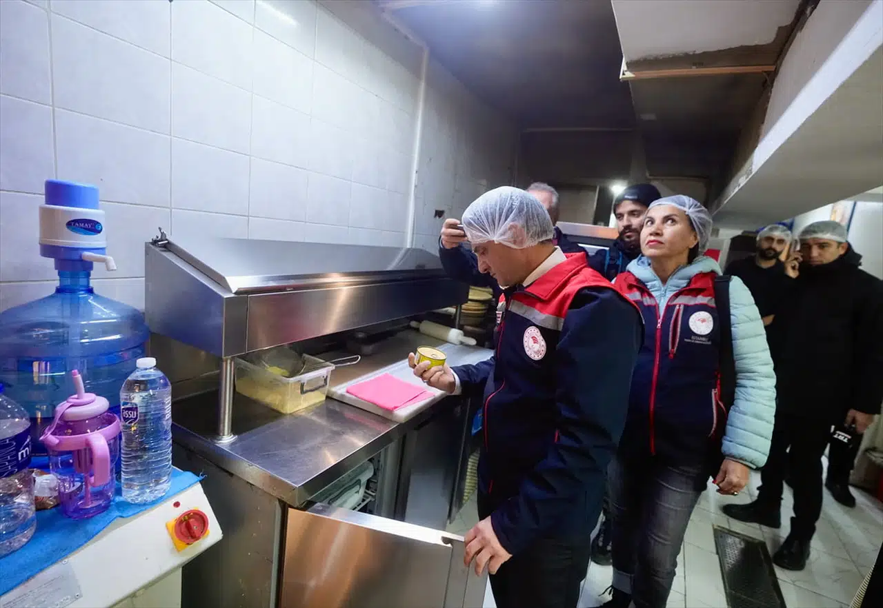 Yılbaşı Öncesi Alkollü Ürün Denetimleri İle Güvenli Tüketim Sağlanıyor