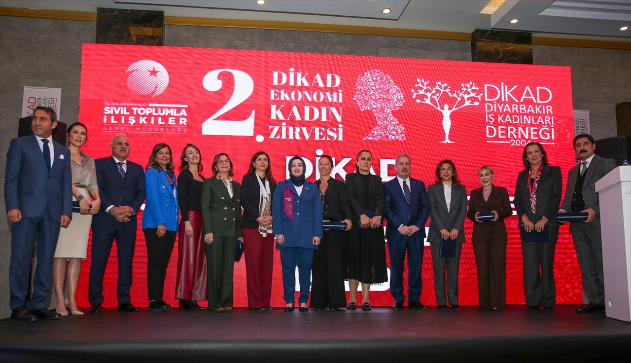 Diyarbakır'da '2. Ekonomi Kadın Zirvesi' düzenlendi