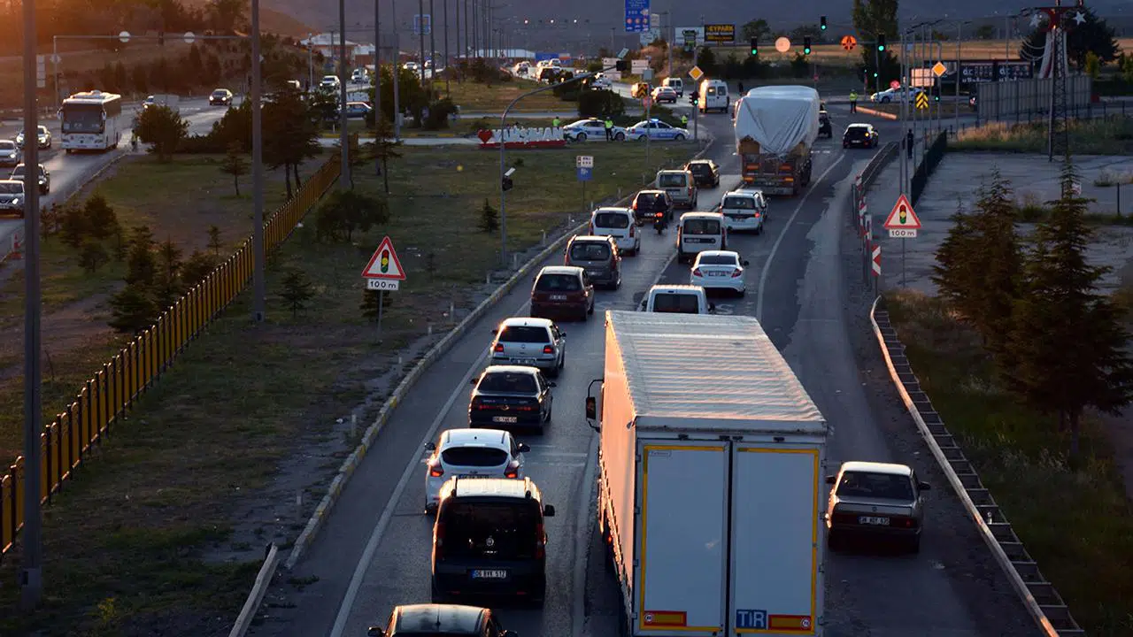 Kara yollarında durum