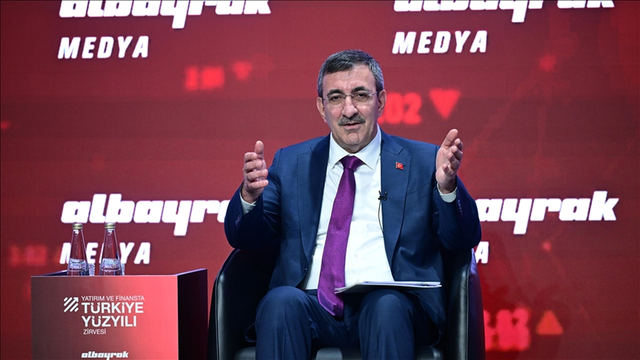 Cumhurbaşkanı Yardımcısı Yılmaz, 'Yatırım ve Finansta Türkiye Yüzyılı Zirvesi'nde konuştu