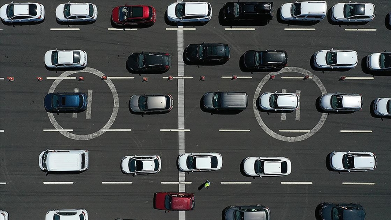 Trafiğe kasımda 183 bin 172 aracın kaydı yapıldı