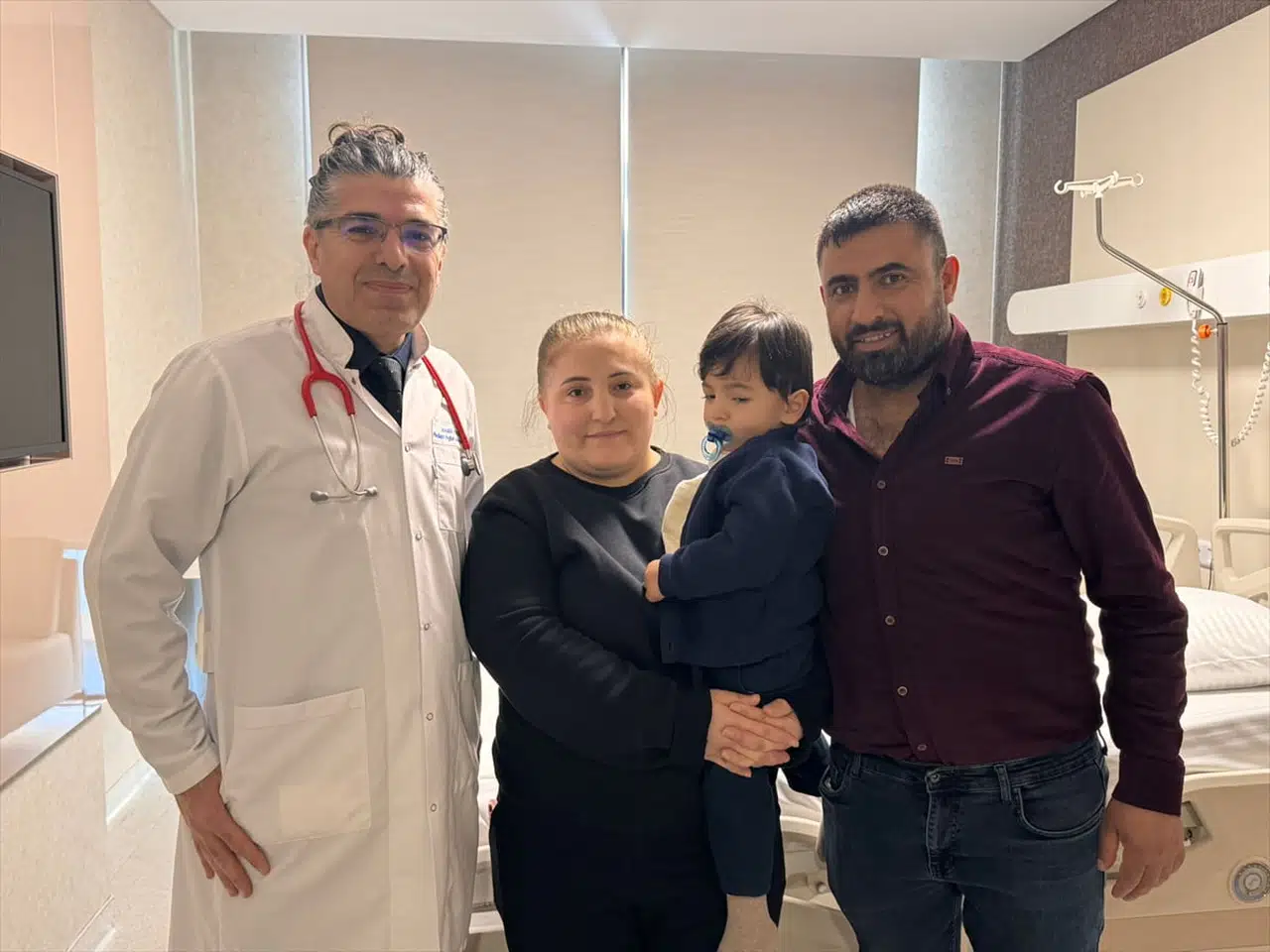 Bocavirus ile Mücadelede Başarı: 2 Yaşındaki Çocuk Hayata Döndü