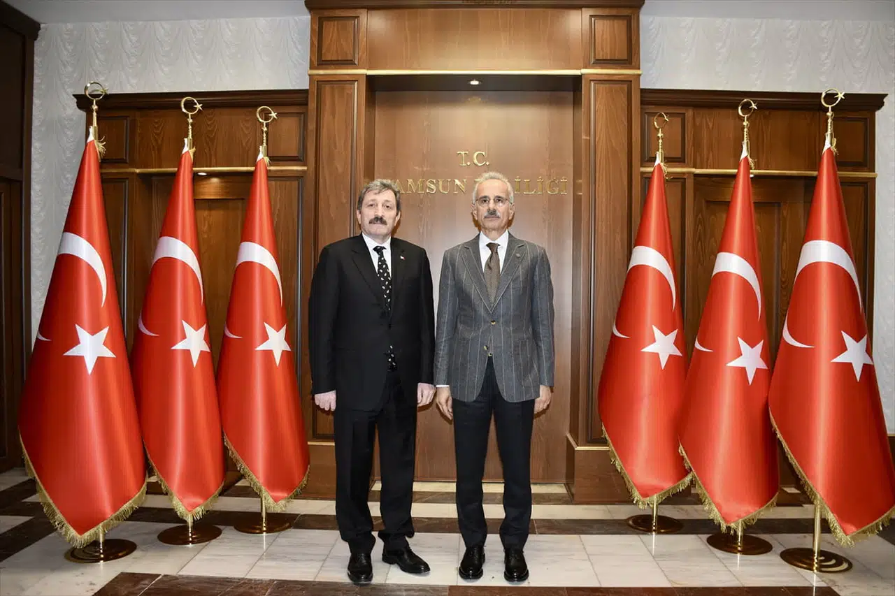 Ulaştırma ve Altyapı Bakanı Uraloğlu'ndan Samsun Çıkarması