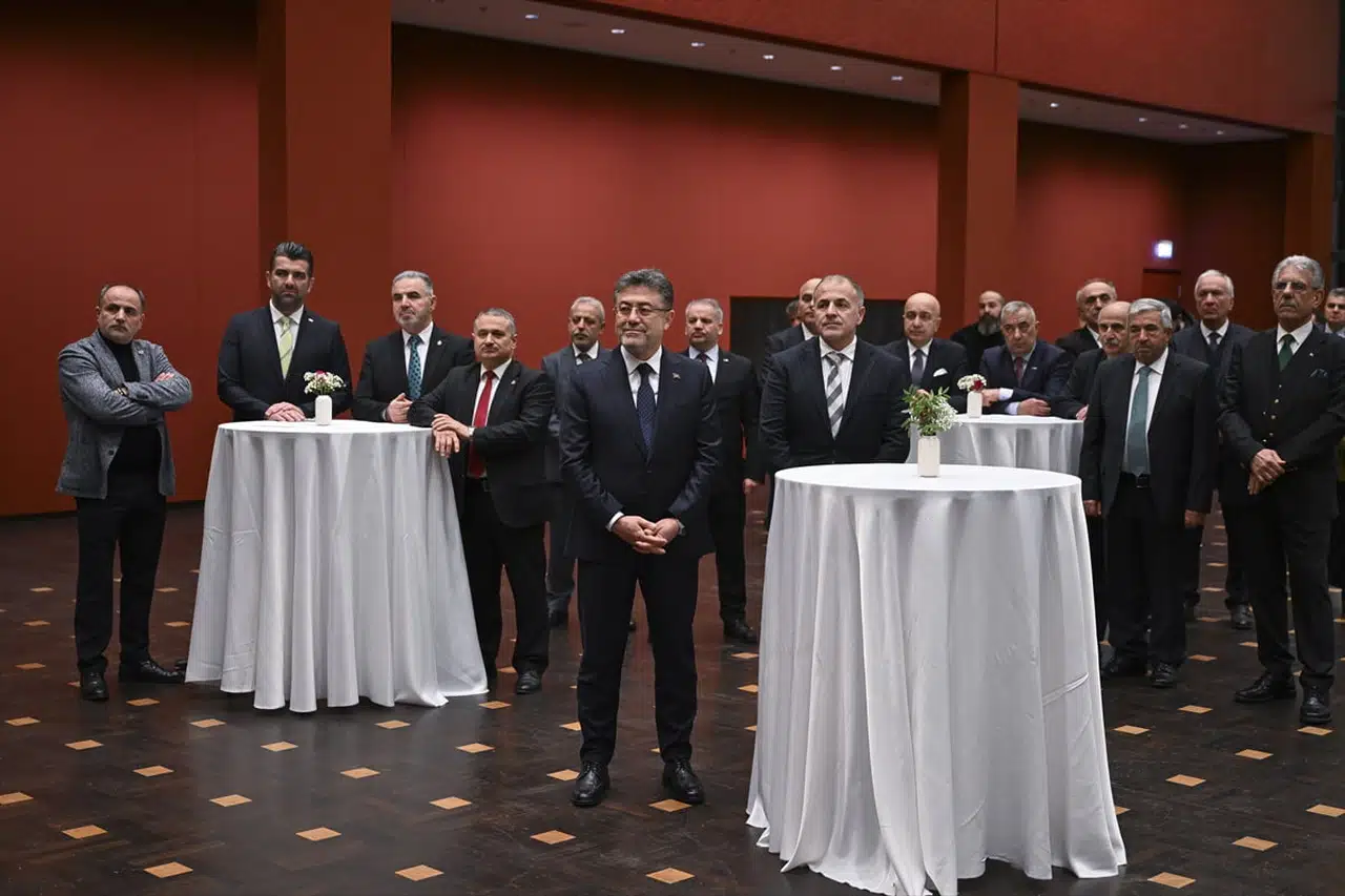 Bakan Yumaklı'dan Almanya'daki Türk Toplumuna Markalaşma Çağrısı