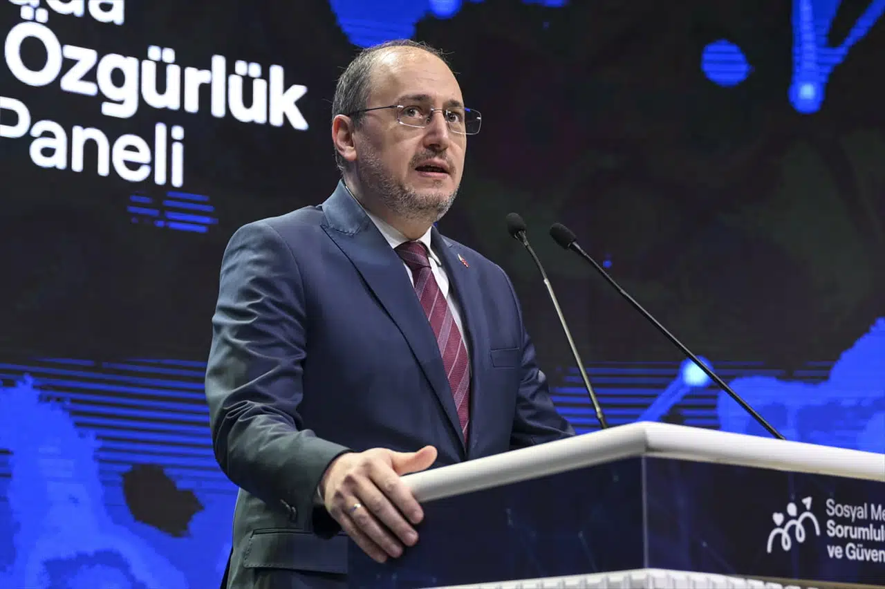 Dijital Güvenlikte Çocukların Korunması: BTK Başkanı Karagözoğlu'nun Vurguları