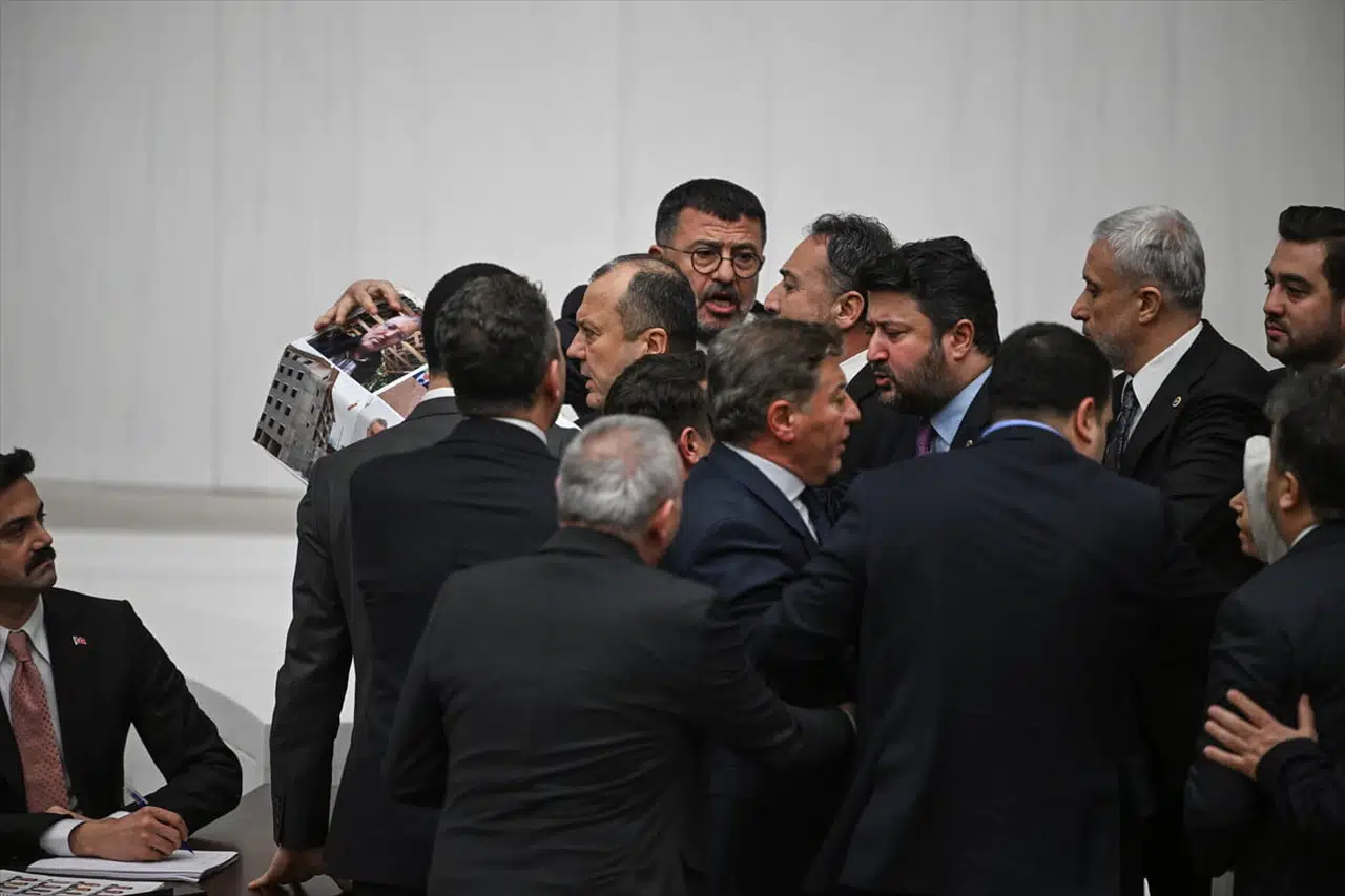 En Düşük Emekli Aylığı Artıyor: TBMM'den Yeni Düzenleme