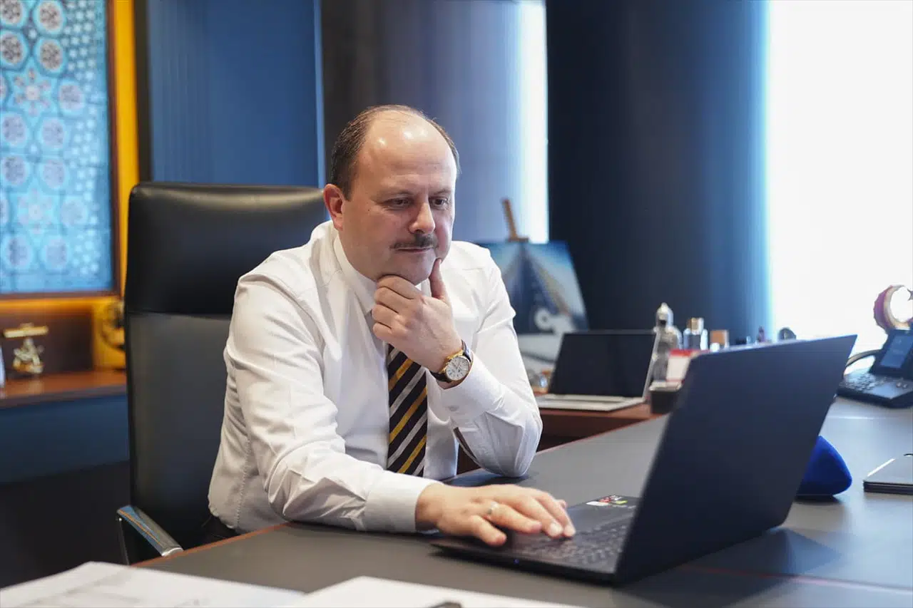 Ziraat Katılım Genel Müdürü Metin Özdemir, Anadolu Ajansı'nın Yılın Kareleri Oylamasına Katıldı