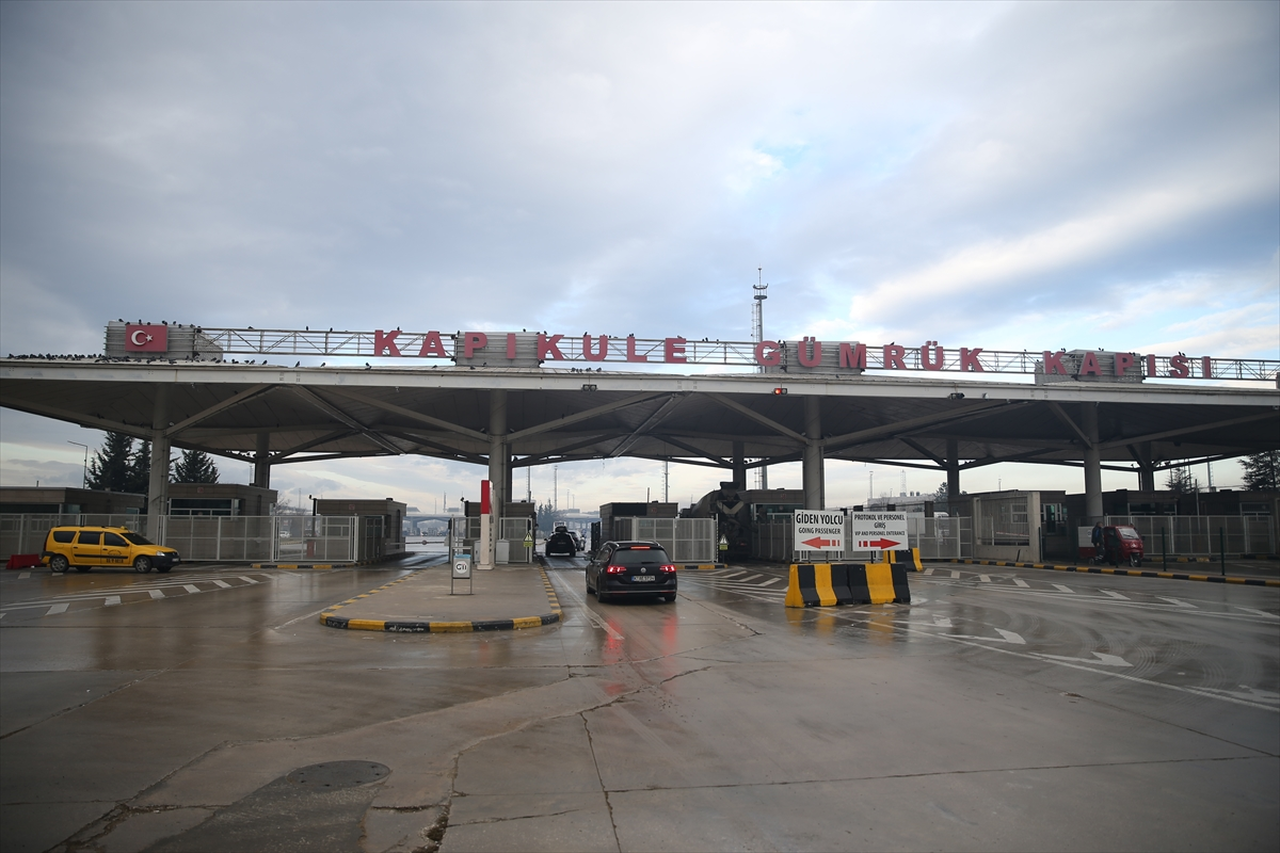 Trakya gümrük kapılarından 2025'te 15 milyondan fazla yolcu geçti