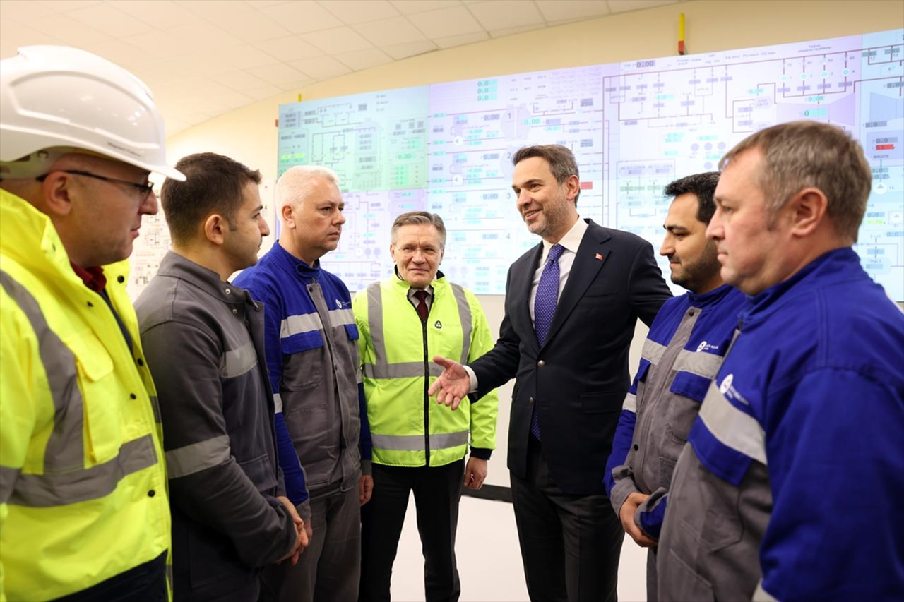 Bakan Bayraktar, Akkuyu NGS'nin ilk reaktör inşaatının yüzde 99'unun tamamlandığını bildirdi