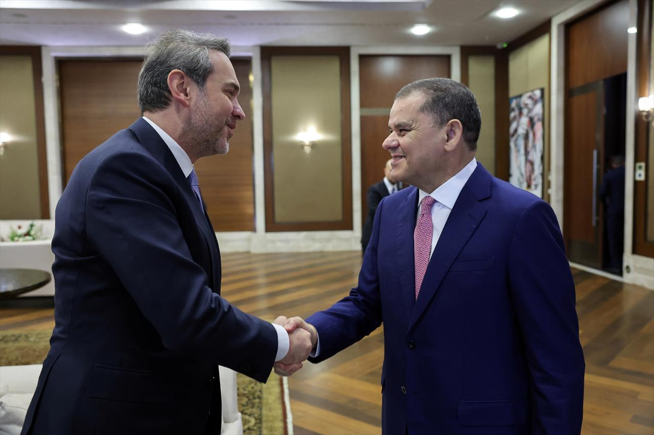 Enerji Bakanı Bayraktar, Libya Başbakanı Dibeybe ile enerji alanında işbirliğini görüştü