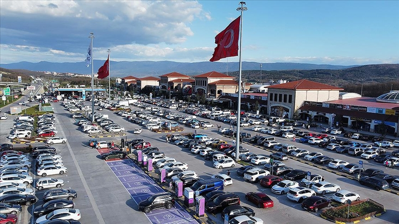 Türkiye'de 2025'te yaklaşık 200 bin elektrikli araç satıldı