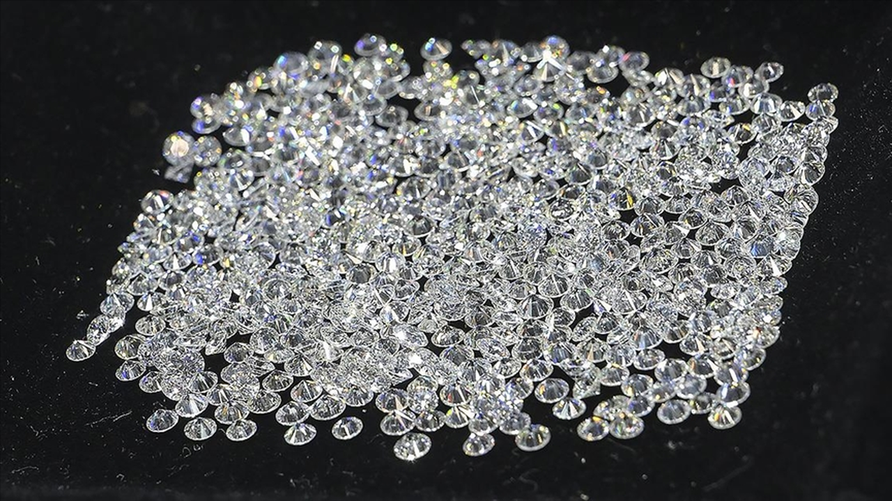 Mücevher sektörü 2025 yılında 7,9 milyar dolar ihracatla rekor kırdı