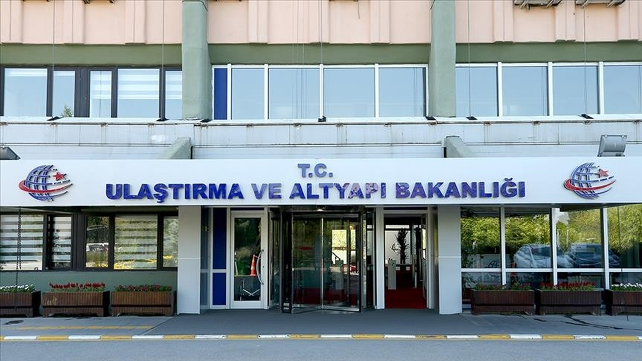 Ulaştırma ve Altyapı Bakanlığınca yapılacak uluslararası organizasyonlarla ilgili düzenlemeye gidildi