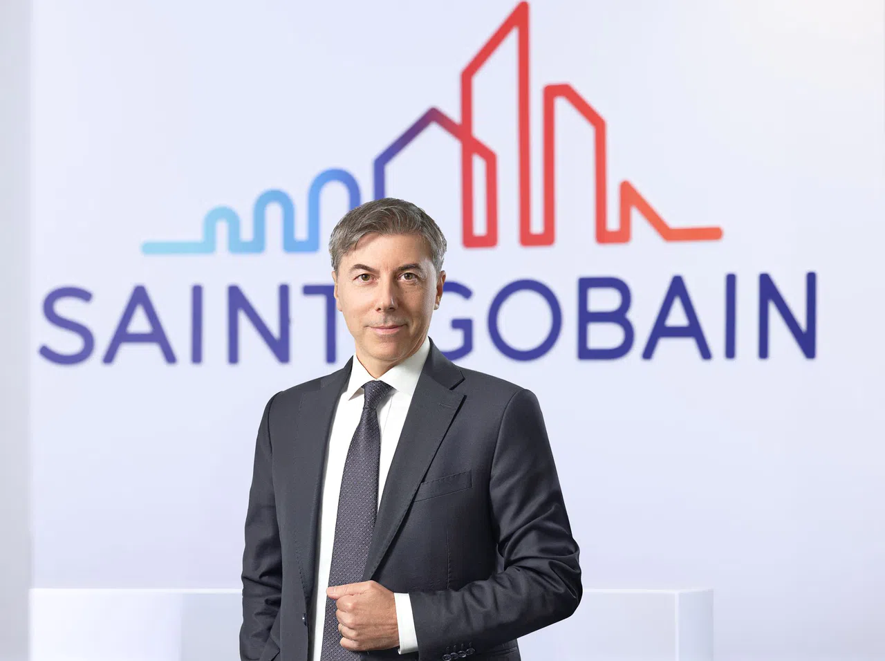 Saint-Gobain Türkiye’de güçlü liderlik değişimi! CEO’luk görevine Murat Savcı atandı