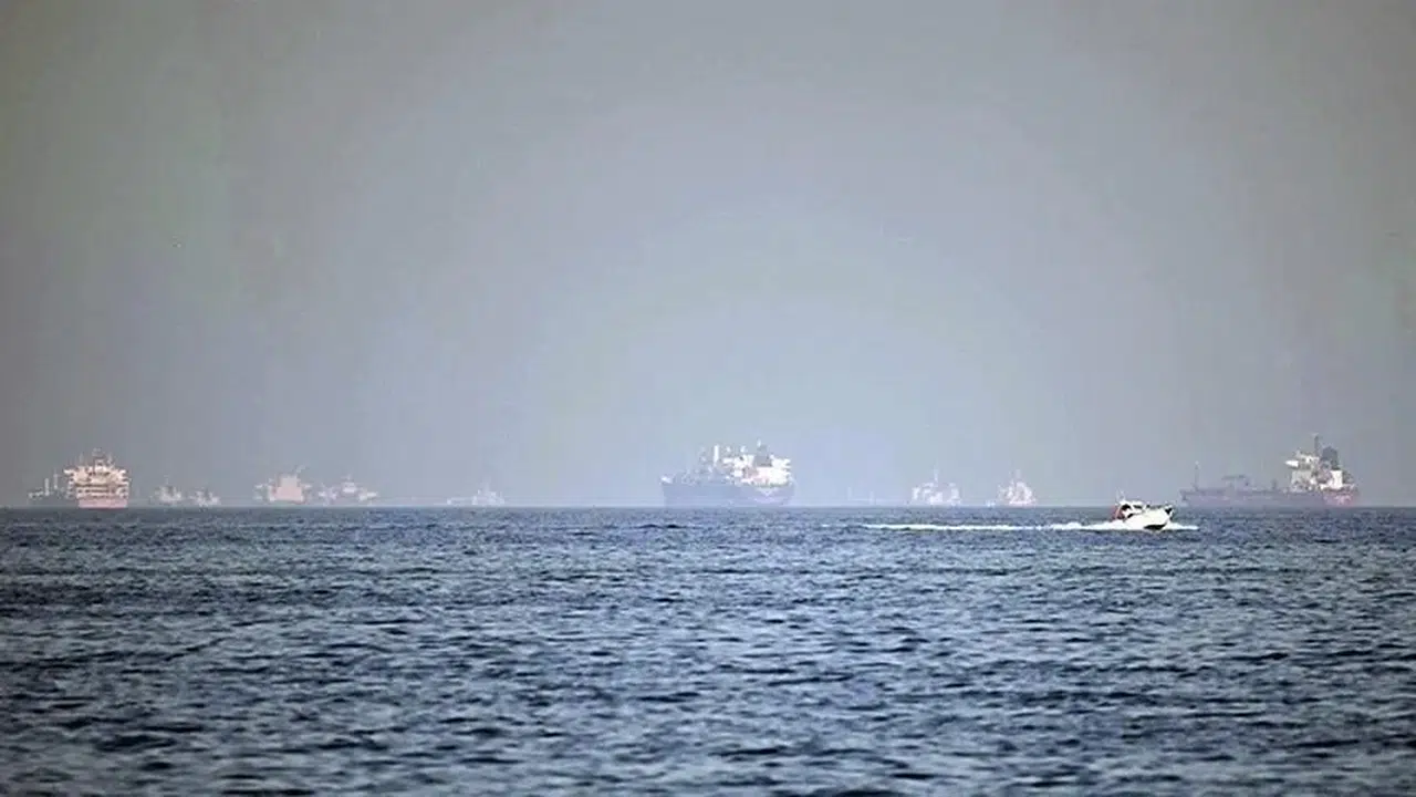 Hürmüz Boğazı’ndaki Aksamalar Küresel Jet Yakıtı Fiyatlarını Katladı!