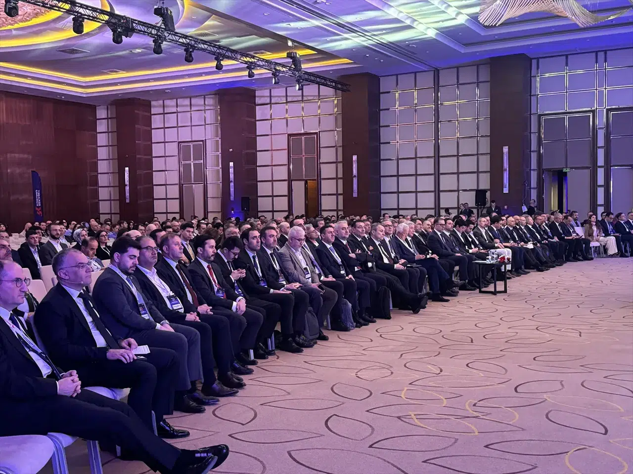 Enerjide 2050 rotası: Fosil yakıtlar bitiyor, dijital yönetim devri başlıyor!