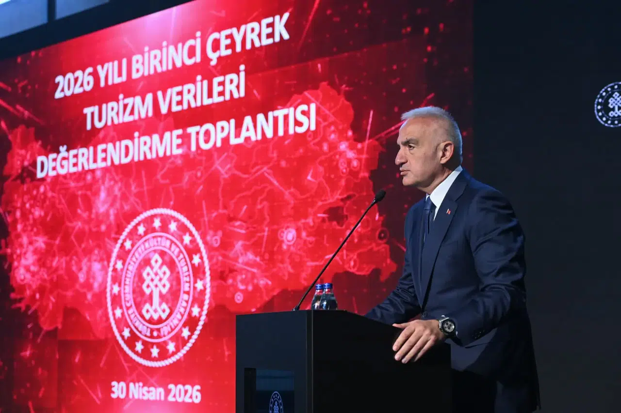 Küresel belirsizliklere rağmen Türkiye turizmde istikrarını tescilledi: İlk çeyrekte gelir ve ziyaretçi rekoru!