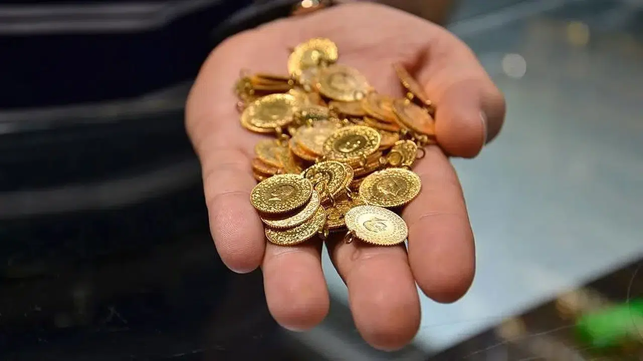 Trump Konuştu Ons Altın Geriledi: Çeyrek ve Cumhuriyet Altınında Son Durum!