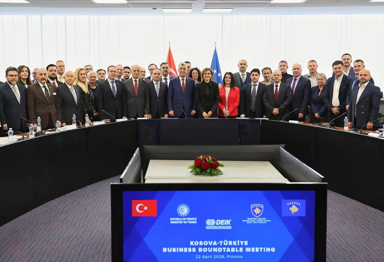 Bakan Bolat Priştine'den duyurdu: Kosova ile ticarette 1 milyar dolar eşiği aşıldı!