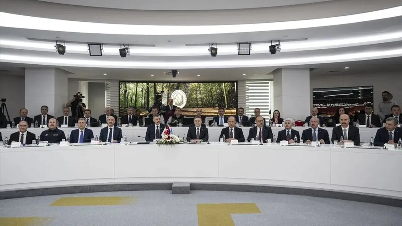 Yeşil vatan için çelik zırh: Havadan 462 ton su gücü geliyor!