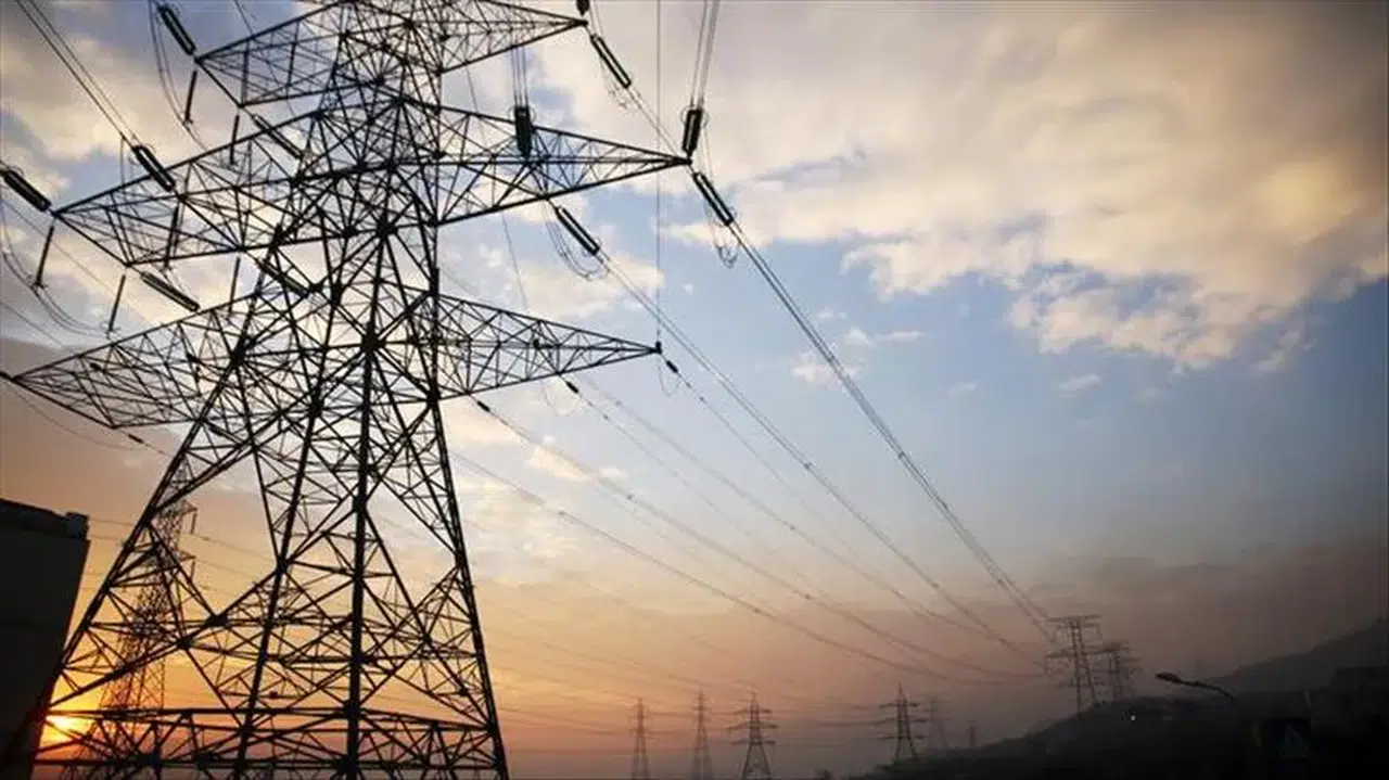 Türkiye’nin günlük elektrik üretiminde barajlar ve rüzgar zirvede: TEİAŞ verileri açıklandı!