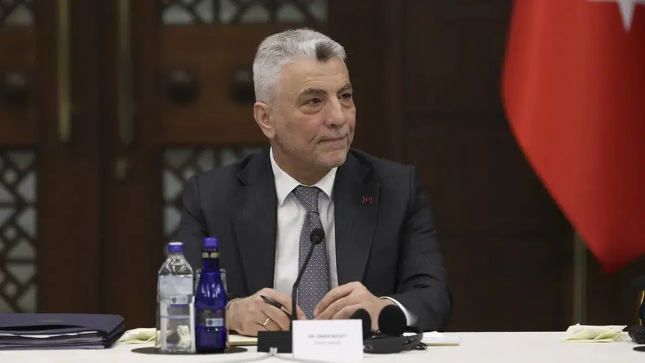 Türkiye’nin ticaret ve yatırım stratejisinde yeni dönem: Bakan Bolat hedefleri açıkladı!